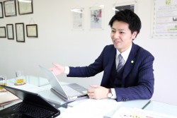 取締役副社長の民野剛郎さん